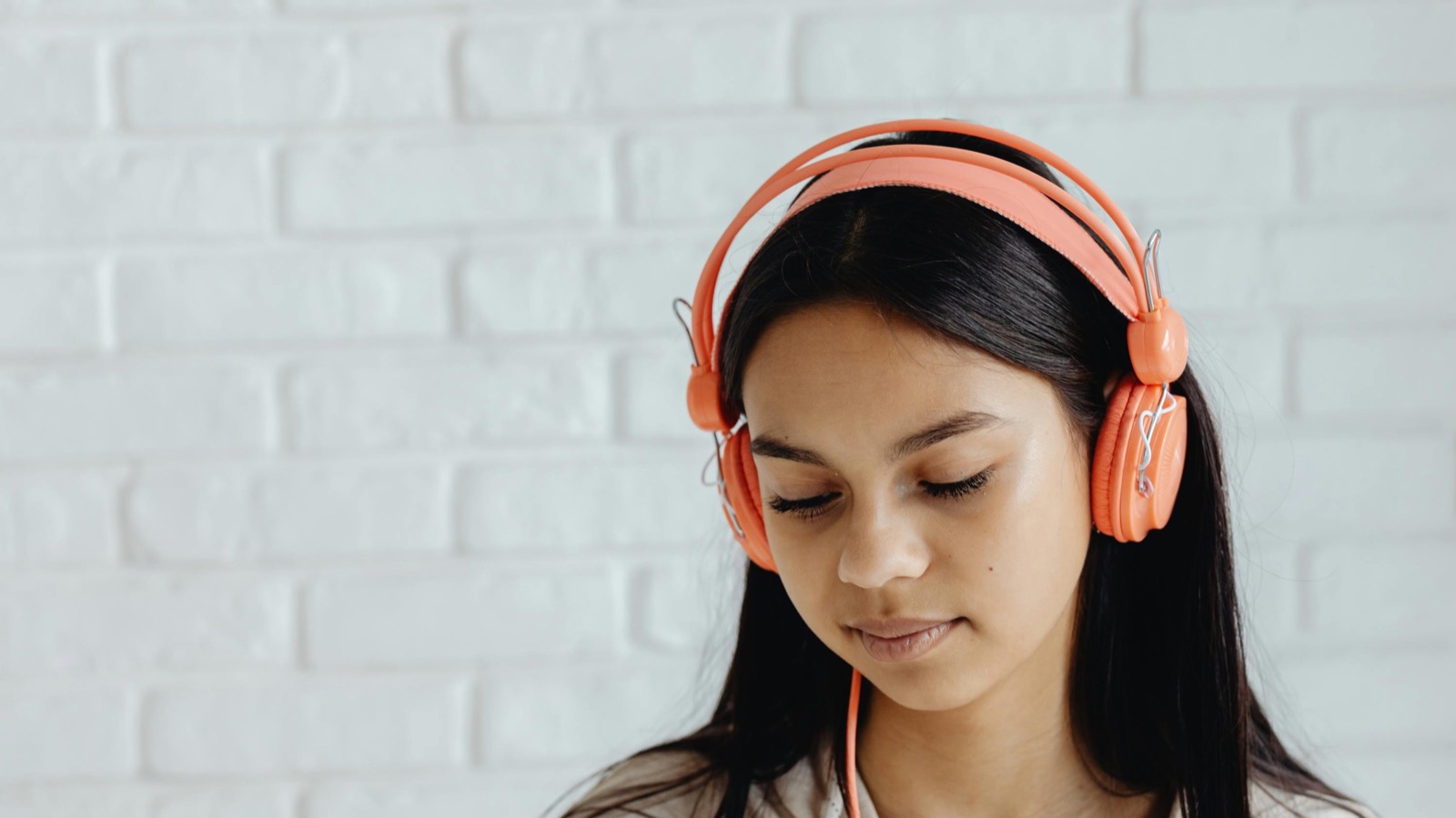 Illustrative photo for "Free Audible 30-Day Trial With One Audiobook to Keep"